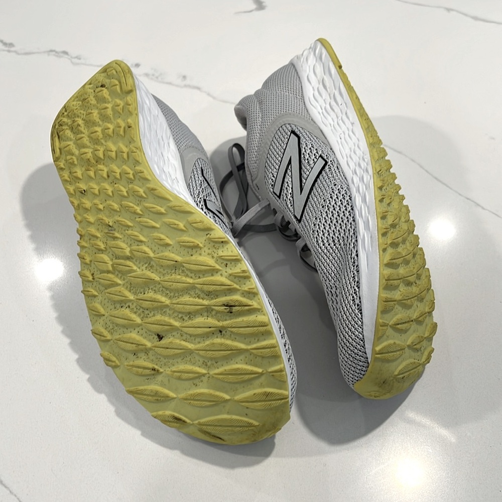 New Balance - Picture 3 of 3